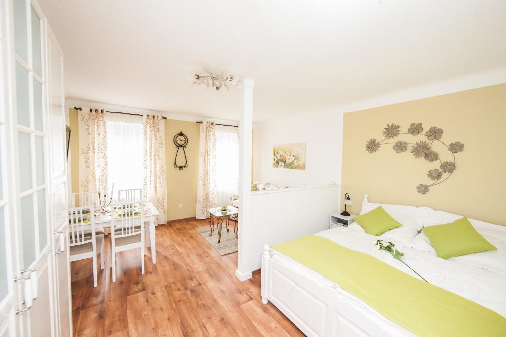 Traditional Apartments Vienna Tav - Entire Εξωτερικό φωτογραφία